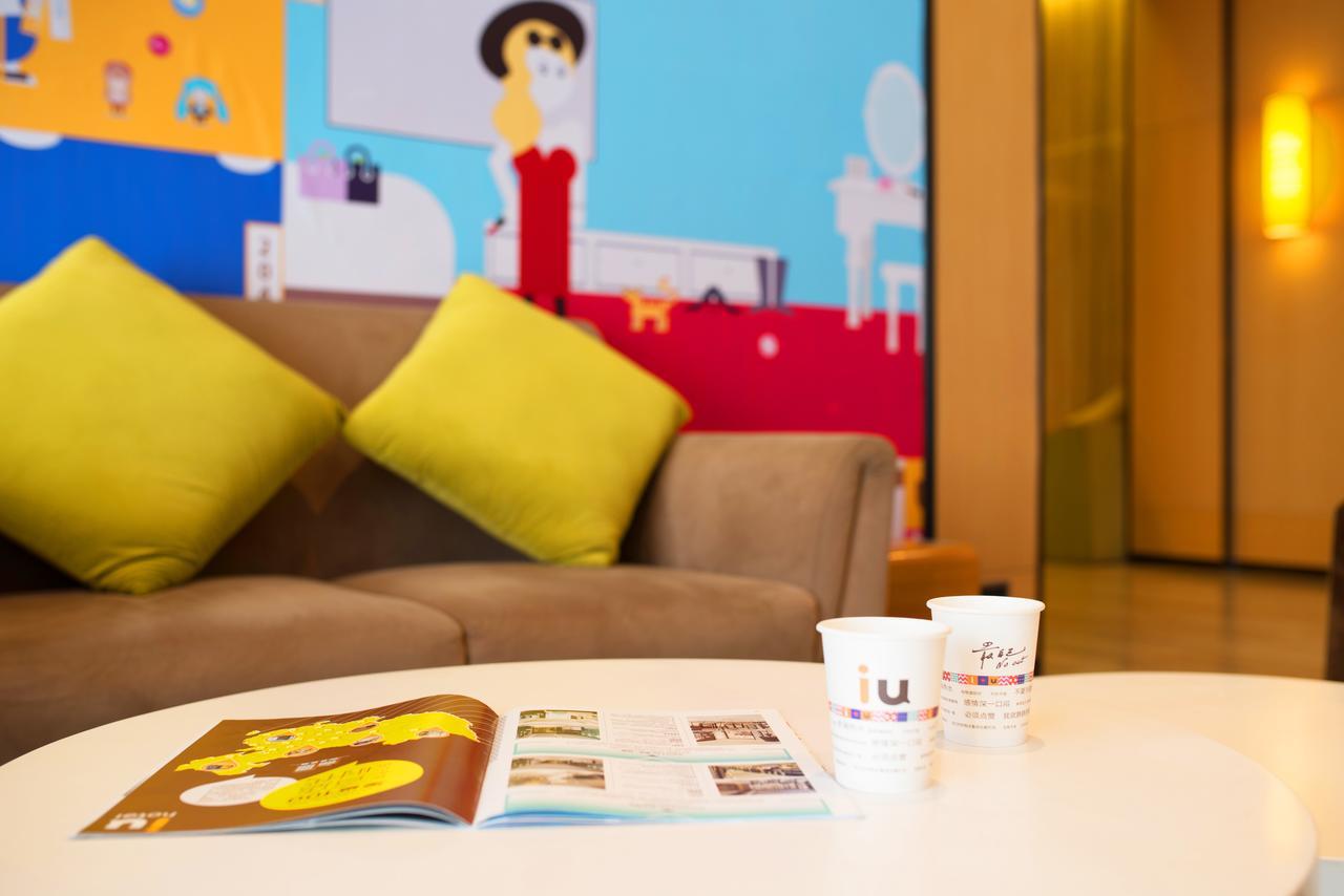 Iu Hotel Shanghai Dongchuan Road Metro Station Dış mekan fotoğraf